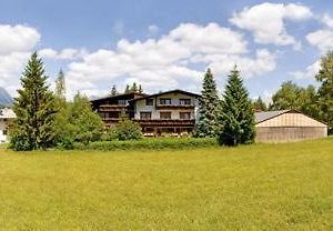 Hotel Menthof